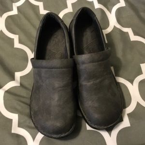 B.o.c. Gray denim clog